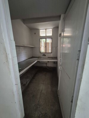 Kitchen/pantry in 2.5 BHK Apartment at Mayur Vihar – for Rent