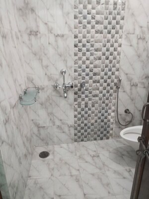 Bathroom in 2 BHK Independent House at Vineet Khand 6 – for Rent