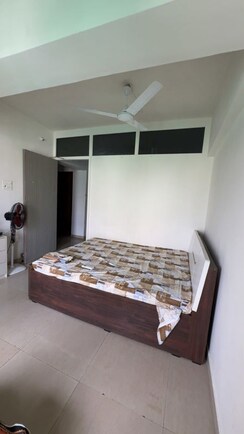 2 BHK Apartment For Rent in Avenue 51