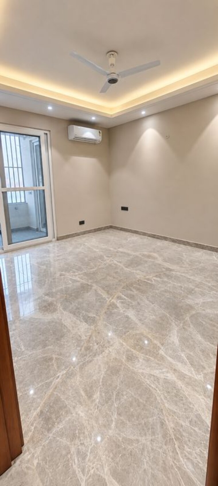 Room, chittaranjan park 3 Bedroom 160 Sq.Yd. Builder Floor In Chittaranjan Park Delhi 10714004