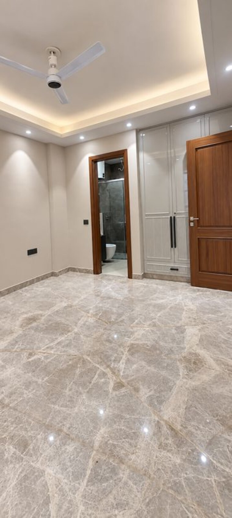 Room, chittaranjan park 3 Bedroom 160 Sq.Yd. Builder Floor In Chittaranjan Park Delhi 10714004