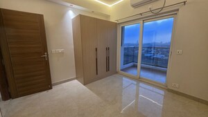 Room in 2.5 BHK Apartment at Shree Vardhman Victoria, Sector 70 – for Rent