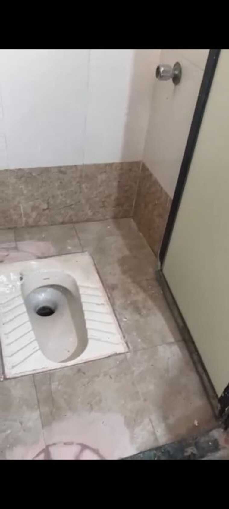 Bathroom, vashi sector 10 2 Bedroom 500 Sq.Ft. Apartment In Vashi Sector 10 Navi Mumbai 10714017