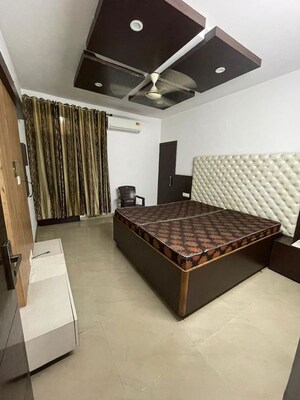 Bedroom in 5 BHK Apartment at Pir Machalla – for Sale