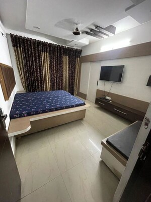 Bedroom in 5 BHK Apartment at Pir Machalla – for Sale