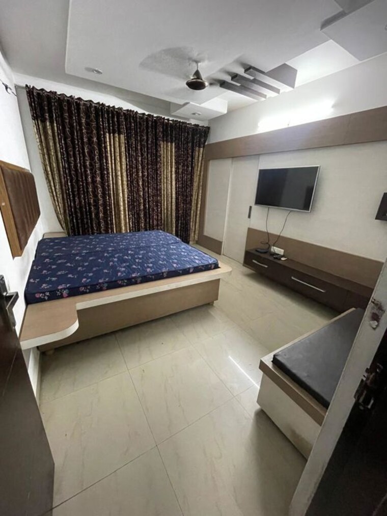 Bedroom, pir machalla 5 Bedroom 2550 Sq.Ft. Apartment In Pir Machalla Zirakpur 10711406