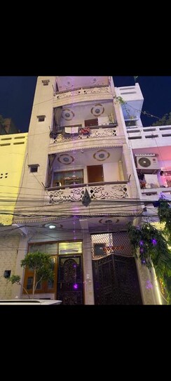 1 BHK +Builder Floor For Rent in Shakarpur