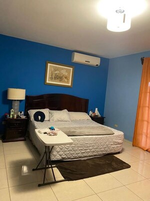 Team Area in  Pg at Vinay Khand 3 – for Rent
