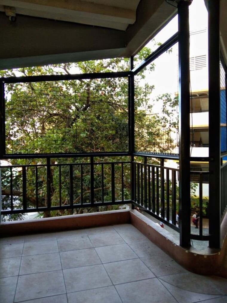 Balcony, vineet khand Pg For Girls In Vineet Khand 10714112