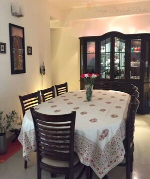 Team Area in  Pg at Vineet Khand – for Rent