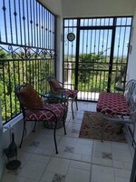 1550 Sq.Ft. Pg in Vineet Khand