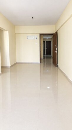 2 BHK Apartment For Rent in Rustomjee Avenue L1