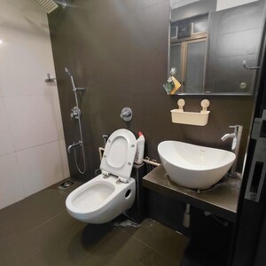 Bathroom in 2 BHK Apartment at Lalani Grandeur, Goregaon East – for Rent