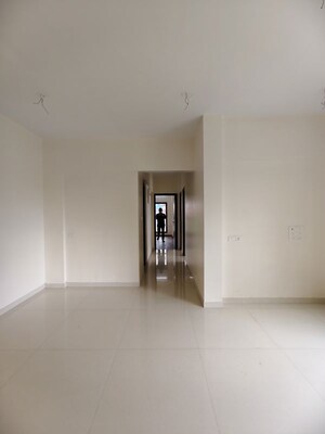 Room in 3 BHK Apartment at Jyoti Sukriti, Goregaon East – for Sale