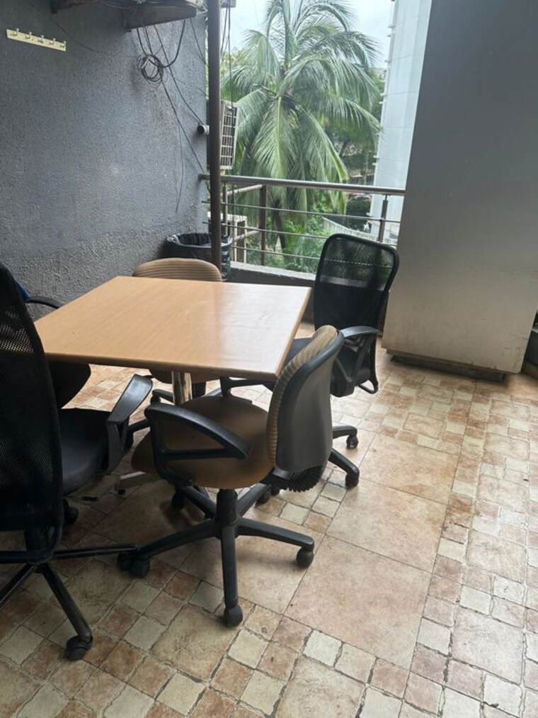 Gym, harbhaajan-complex Commercial Office Space 2705 Sq.Ft. In Santacruz East Mumbai 10714354