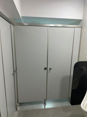 Furnished Amenities in  Office Space at Harbhaajan Complex, Santacruz East – for Rent