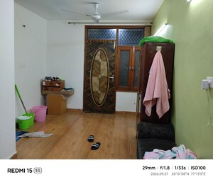Living Room in 1 BHK Apartment at Khirki Extension – for Rent
