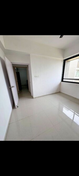 Room in 3 BHK Apartment at Kavisha Urbania, South Bopal – for Rent