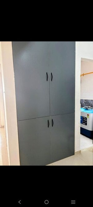 Furnished Amenities in 3 BHK Apartment at Kavisha Urbania, South Bopal – for Rent