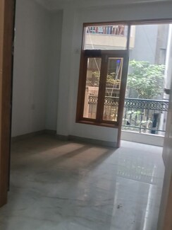 1 BHK +Builder Floor For Rent in Saket