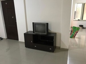 Furnished Amenities in 3 BHK Apartment at New Manish Nagar – for Rent