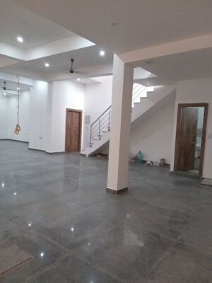  Warehouse For Rent in Sector 116
