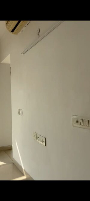 Furnished Amenities in 3 BHK Apartment at Jaypee Pavilion Heights III, Sector 128 – for Rent