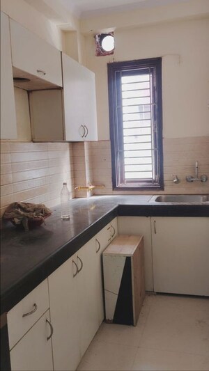 Kitchen in 3 BHK Apartment at Vasant Apartment Mayur Vihar, Mayur Vihar 1 – for Rent