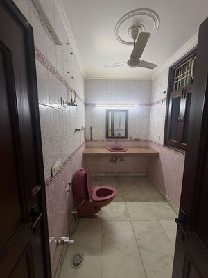 Bathroom in 3 BHK Builder Floor at Sector 14 – for Rent