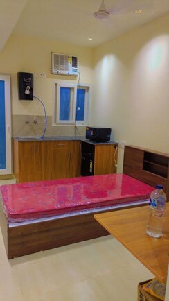 Pg For Rent in Vipul World Floors