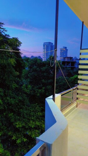 Balcony in  Pg at Vipul World Floors, Sector 48 – for Rent