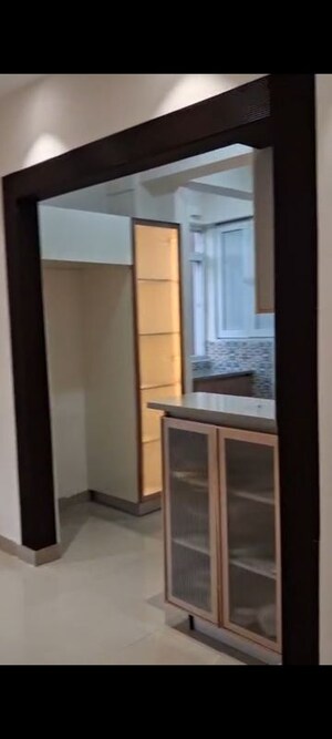 Room in 3 BHK Apartment at Jaypee Kensington Park Apartments, Sector 133 – for Rent