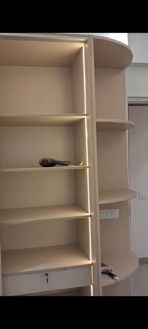 Furnished Amenities in 3 BHK Apartment at Jaypee Kensington Park Apartments, Sector 133 – for Rent