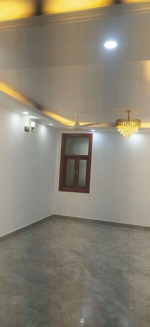 Furnished Amenities in 2 BHK Builder Floor at Malviya Nagar – for Rent