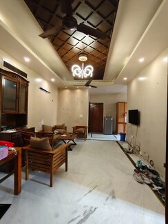2 BHK +Builder Floor For Rent in Sector 56