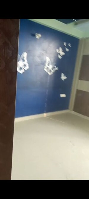 Room in 2 BHK Apartment at Mittal Rajnagar Residency, Raj Nagar Extension – for Rent