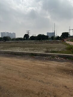 Plot For Sale in Noida Central