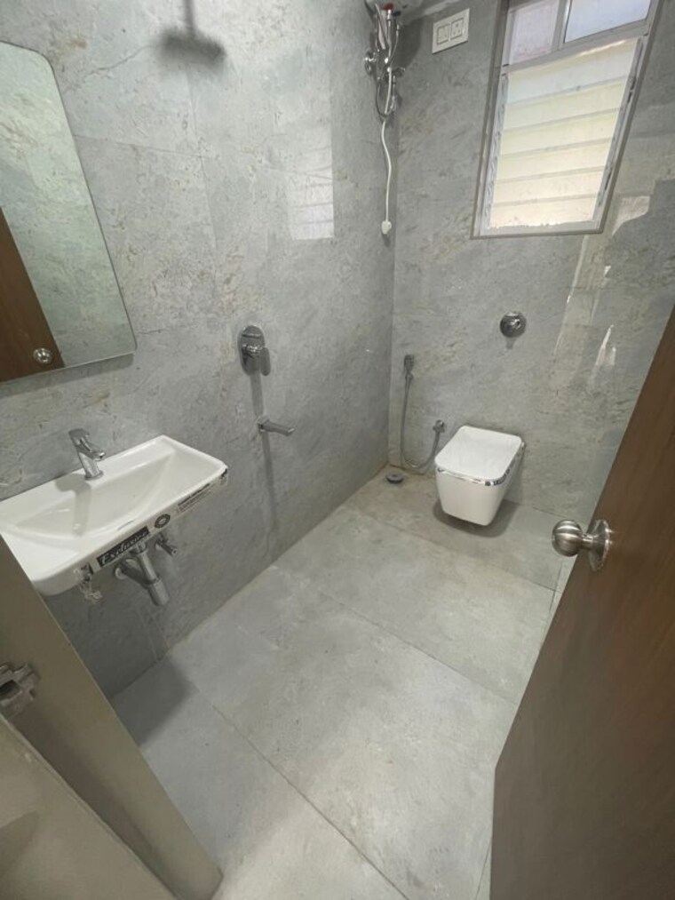 Bathroom, pratham-5th-element 2 Bedroom 729 Sq.Ft. Apartment In Andheri West Mumbai 10714468