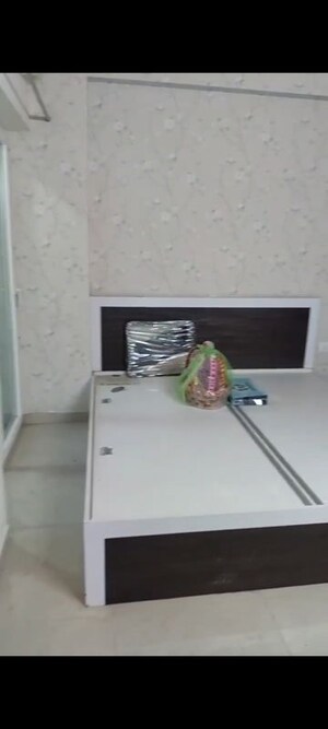 Furnished Amenities in 2 BHK Apartment at Windsor Paradise 2, Raj Nagar Extension – for Rent