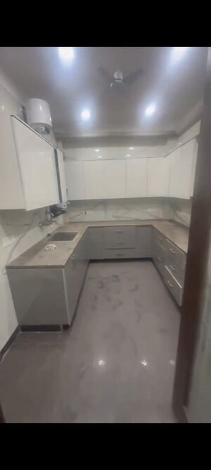 3 BHK Builder Floor For Rent in Lajpat Nagar