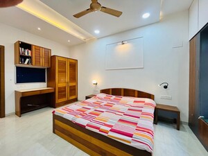 Bedroom in 2 BHK Apartment at Aarna Apartment, Senapati Bapat Road – for Rent