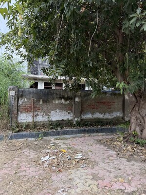  Plot For Sale in Sector 105