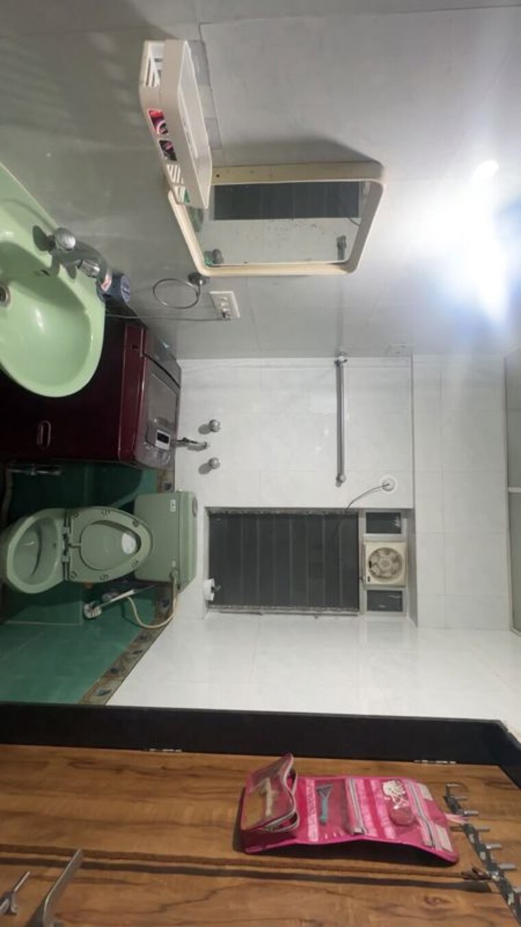 Bathroom, swagat-classic Pg For Girls In Model Colony 10714490