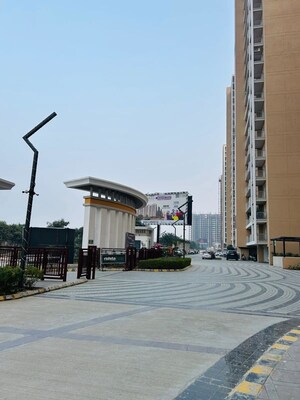 2 BHK Apartment – Exterior View View at Rishita Manhattan, Gomti Nagar - for Rent
