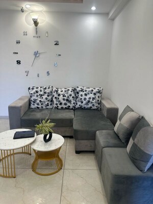 Team Area in 2 BHK Apartment at Rishita Manhattan, Gomti Nagar – for Rent