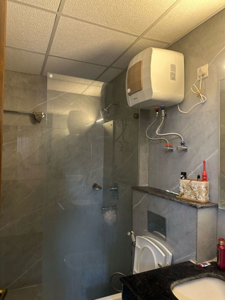 Bathroom, rishita-manhattan 2 Bedroom 1099 Sq.Ft. Apartment In Gomti Nagar Lucknow 10714511
