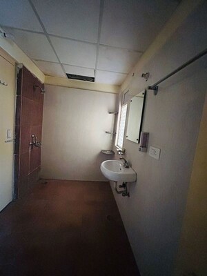 Bathroom in 2.5 BHK Apartment at UPAEVP Mandakini Enclave, Raebareli Road – for Rent