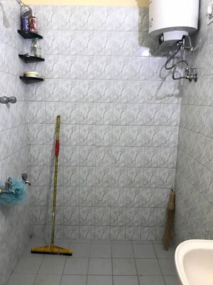 Bathroom in 2 BHK Apartment at Sindhi Colony Ulsoor, Halasuru – for Rent