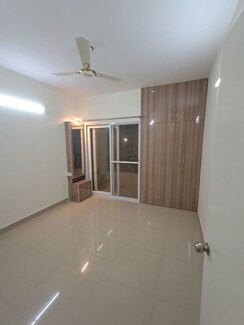 2 BHK +Apartment For Rent in Pardos Okas Residency