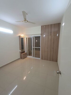 2 BHK Apartment For Rent in Pardos Okas Residency, Sushant Golf City